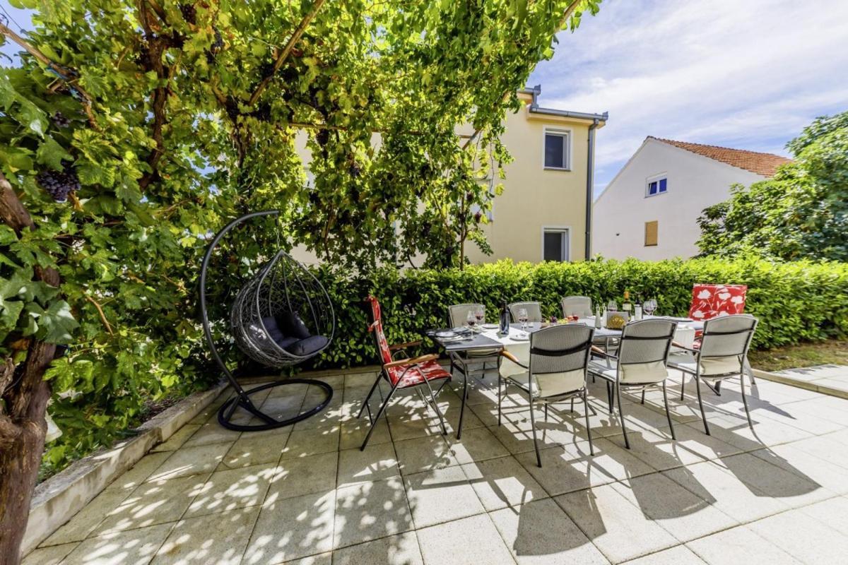 Ani In Trogir * Mittel-Dalmatien Hotel Seget Donji Exterior photo
