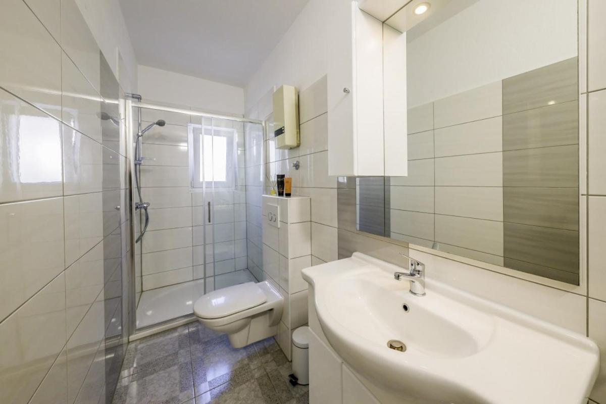 Ani In Trogir * Mittel-Dalmatien Hotel Seget Donji Exterior photo