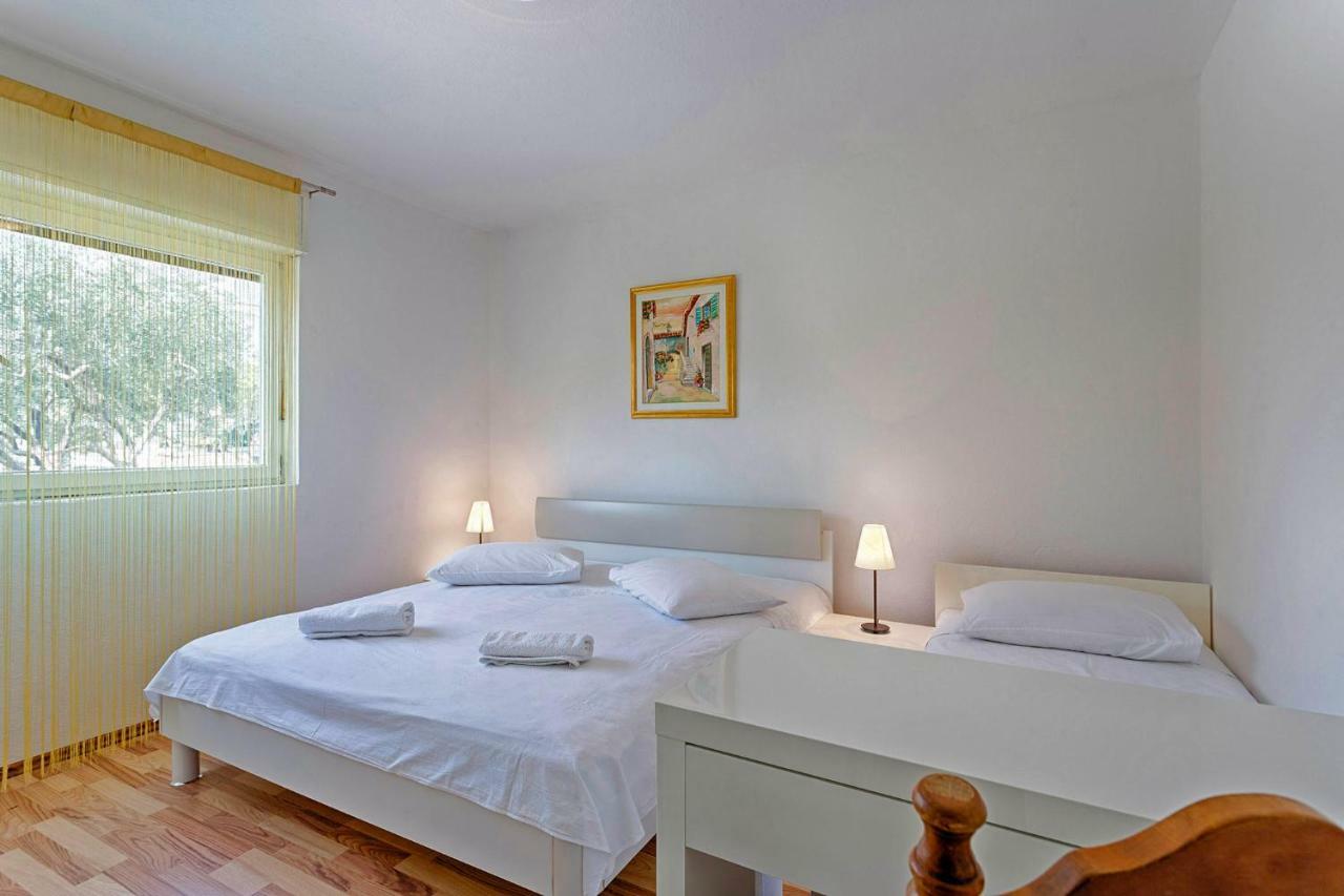 Ani In Trogir * Mittel-Dalmatien Hotel Seget Donji Exterior photo