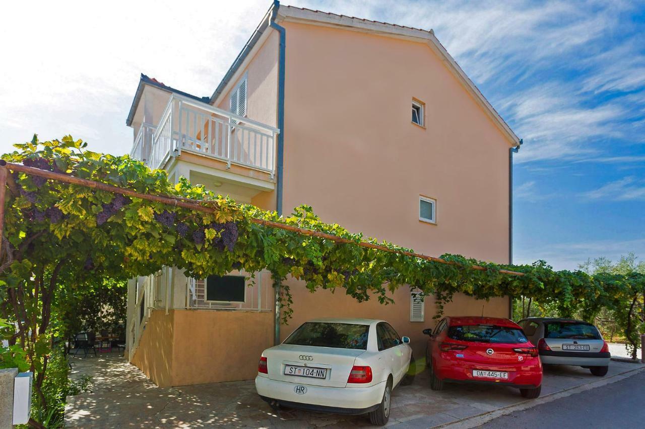 Ani In Trogir * Mittel-Dalmatien Hotel Seget Donji Exterior photo
